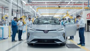 Toyota adopte les batteries LFP chinoises pour réduire ses coûts de 30%. Découvrez comment cette alliance sino-japonaise va révolutionner le marché des véhicules électriques d'ici 2028.